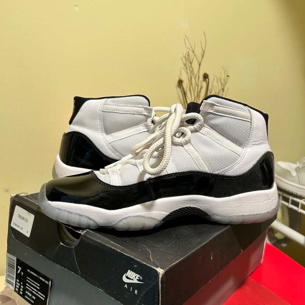 Air Jordan 11 Retro